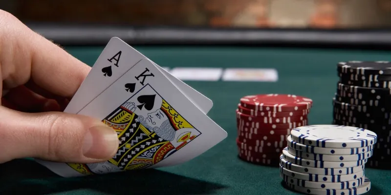 Bài poker là gì và những khái niệm cơ bản